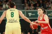  中国女篮热身赛，大比分击败澳大利亚练兵