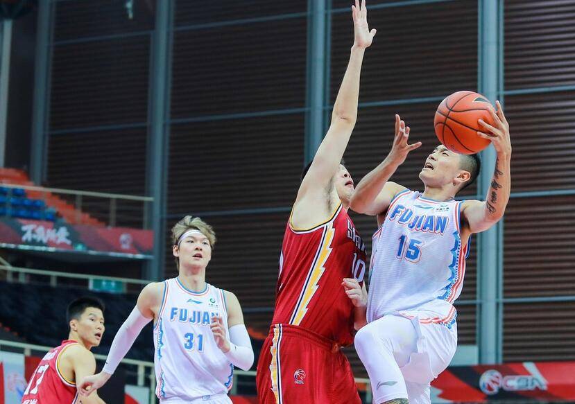  南京同曦替补席发威逆转战胜福建浔兴