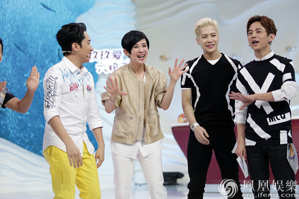  全明星周末欢乐多，技巧挑战展现球星风采