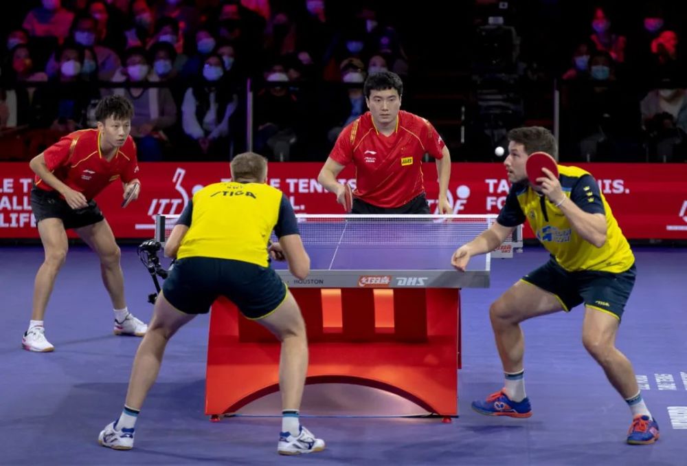  张帅双打搭档换新面孔，默契配合闯入法网八强  