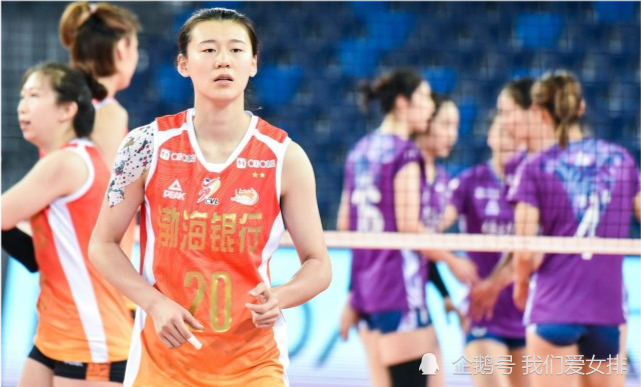  篮坛新星闪耀赛场，未来之星崭露头角